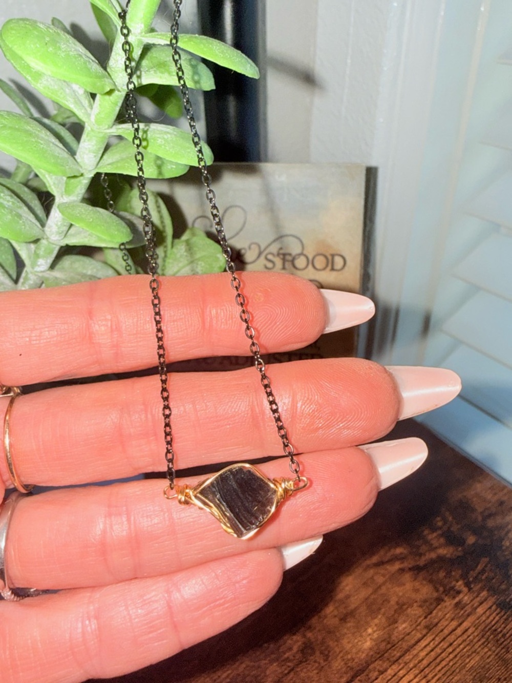 Black raw set in obsidian pendant necklace